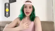 PLAY THE TRAFFIC LIGHT WITH ME