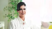 Prioritizing Wellness with Pineapple Support: Queenie Sateen