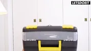 Cable Guy Walks In On Colombian Model’s Live Stream Fuck - LATINA MILF