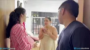 Suegra joven llega justo en la momento indicado y es mojada.