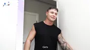 Russian Guy Hooks Up with American Studients, Finishing On Booty