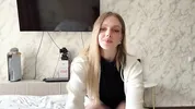 I MET A FORMER CLASSMATE IN THE ELEVATOR AND SHE JUMPED ON MY DICK