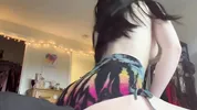 Teen Witch Humps Her Pillow Till She Cums In Her Booty Shorts