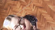 I became a fan of a girl on site and she showed up to thank for it by giving a blowjob and facial