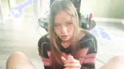 Caring StepDaughter gives her StepFather a dick massage and gets a Creampie in her tight pussy