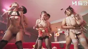 ModelMedia Asia - Chinese Lunar New Year: Everyone gathers for wild group sex