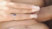 No goodbye without a threesome