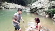 Daring couple gets lost in the woods and ends up fucking in a hidden paradise!