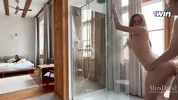She didn't Mind to Join them! - Amateur Group Fuck