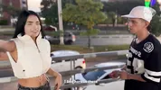 Empanadas Sales Boy from zero sales to hot fuck with his client who had no money christmas eve, he cumshots a lot in her mouth (PART 1)