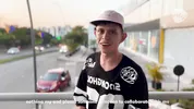 Empanadas Sales Boy from zero sales to hot fuck with his client who had no money christmas eve, he cumshots a lot in her mouth (PART 1)