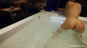 2 hours at the spa (sauna, Jacuzzi, tropical shower). How much can we do?
