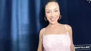 GOTFILLED Queenie Sateen is down to get creampied
