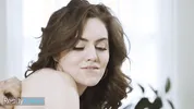 REALITYJUNKIES - Beautiful Masseuse Gets Naughty & Sucks Her Client’s Dick During A Steamy Massage