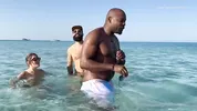 Behind the scenes on holiday. Sun, sea and fucking outside