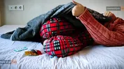مامان خوانده مریض بود کیخواستم حالشو خوب کنم حشری شدم دلمو نشکست گذاشت تو کصش ارضا شم homemade