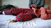 مامان خوانده مریض بود کیخواستم حالشو خوب کنم حشری شدم دلمو نشکست گذاشت تو کصش ارضا شم homemade