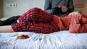 مامان خوانده مریض بود کیخواستم حالشو خوب کنم حشری شدم دلمو نشکست گذاشت تو کصش ارضا شم homemade