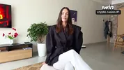 A sexy stranger came out on top in a dispute over an apartment rental