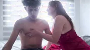 Ven hijastro, yo si te enseño como es follar a una verdadera mujer.