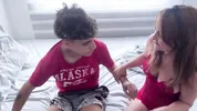 Ven hijastro, yo si te enseño como es follar a una verdadera mujer.