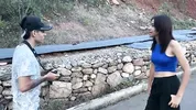 Mi first photo shoot with unknown latin girl ends in a hard fuck, I end up filling her pussy with milk.